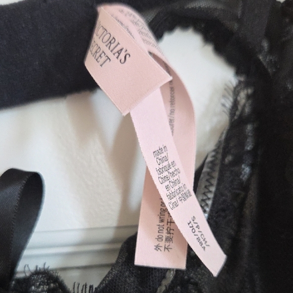 Slip - Picture 2 of 2